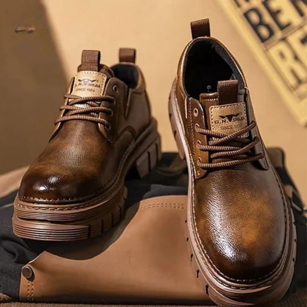 SALVATORE Urban Trail – Chunky Leather Sneakers
